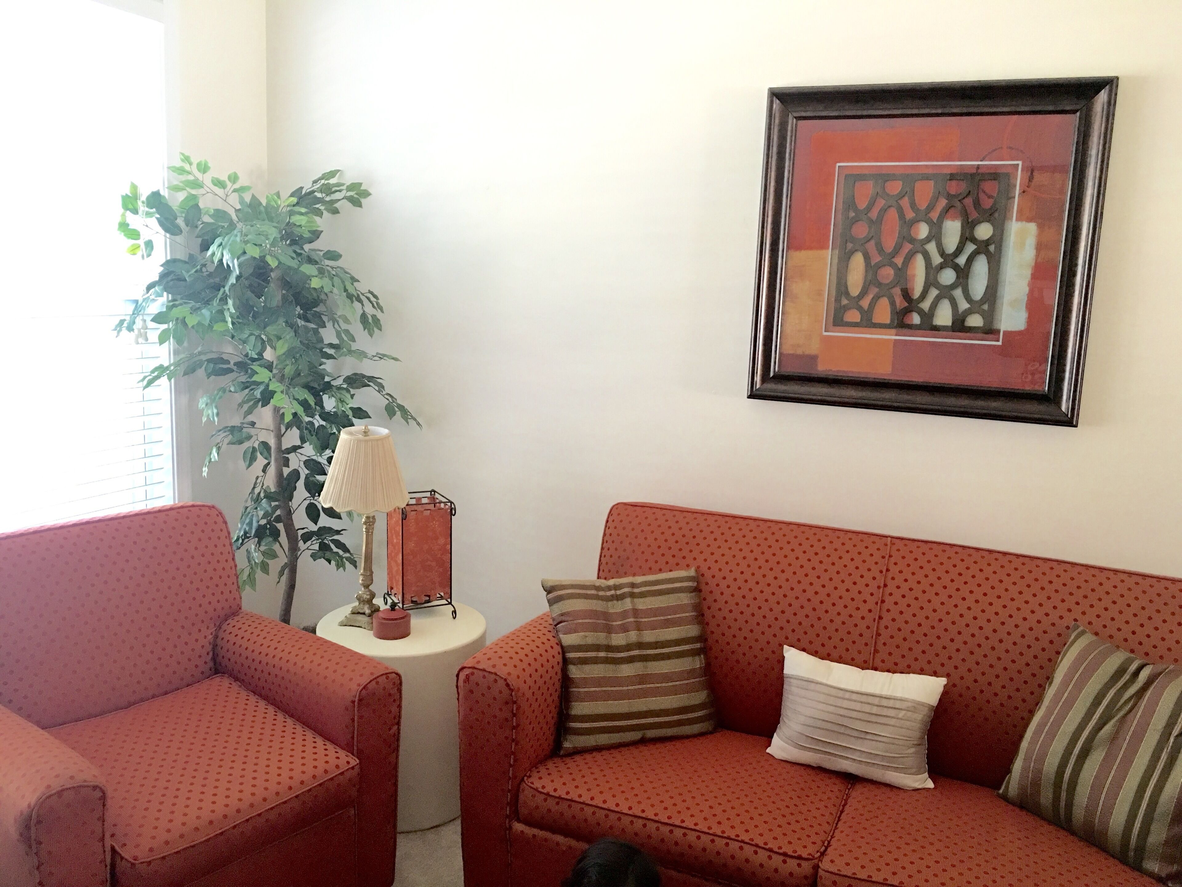 Vibrant Modern Townhouse In Historic Area - Uptown