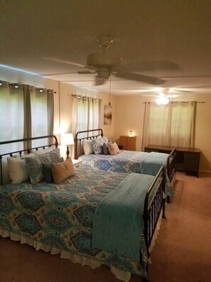 3 chambres, bureau, fer et planche Ă repasser, Wi-Fi gratuit
