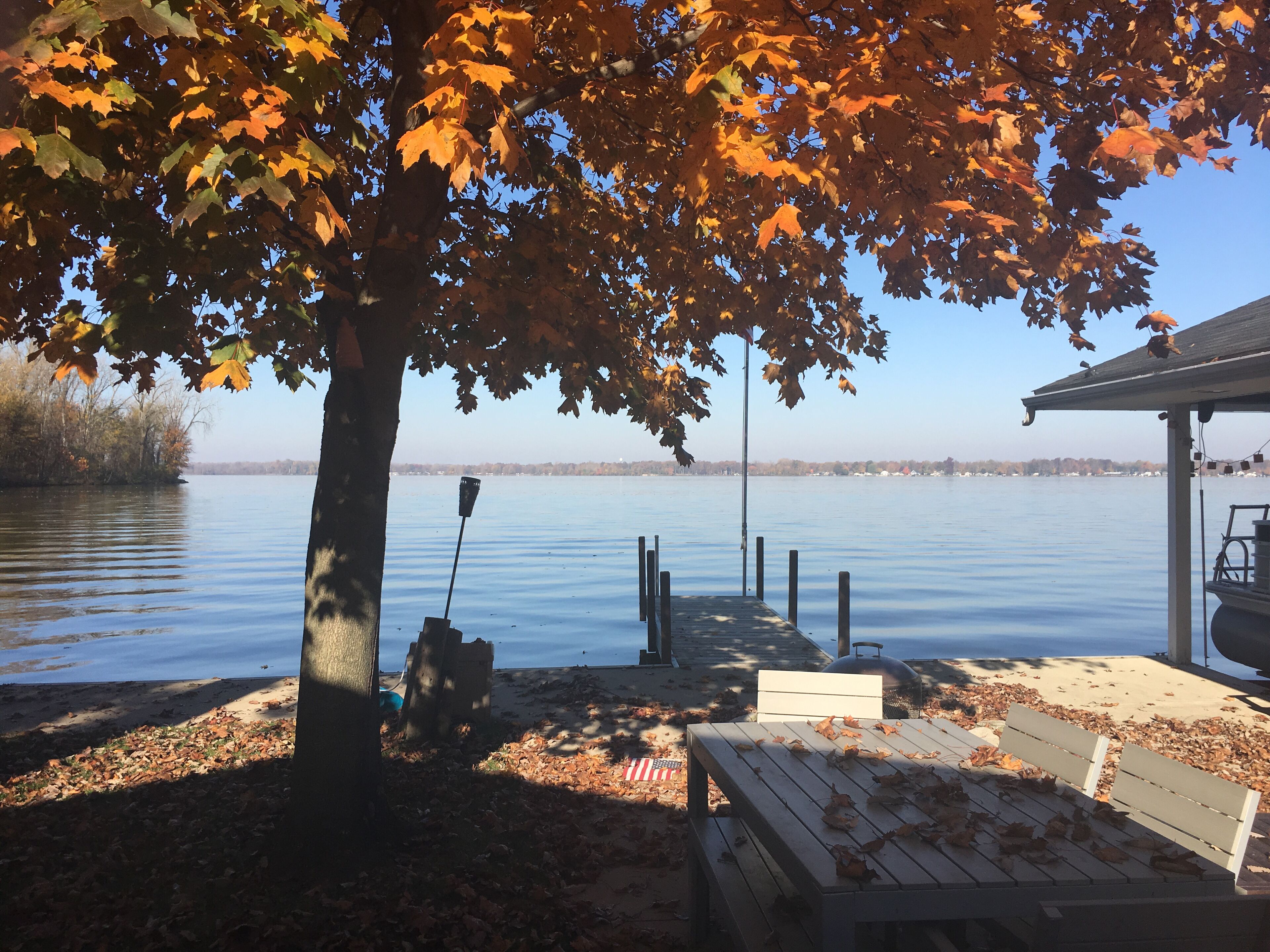 4 BR 2 Bath, Indian Lake waterfront sunset cottage.