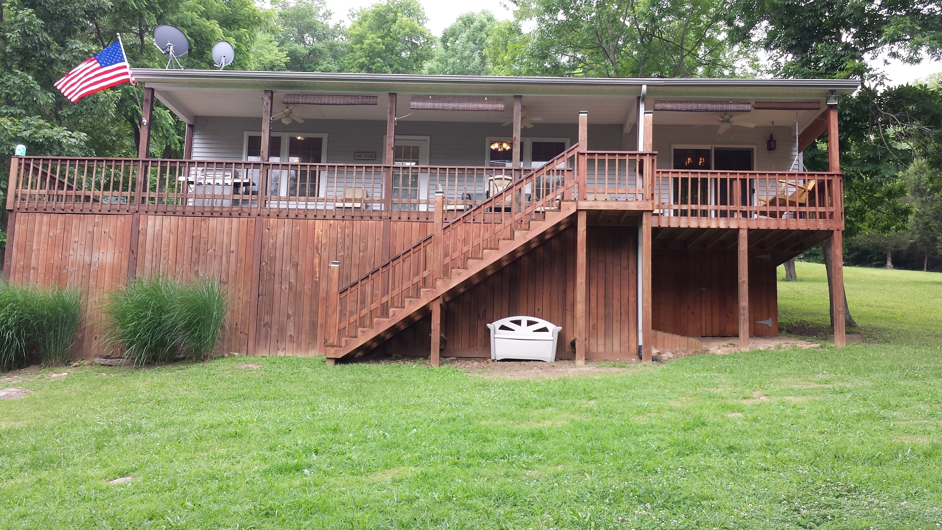 One of the most gentle slopes on Rough River Lake