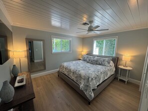 3 habitaciones, tabla de planchar con plancha, cuna de viaje y wifi 