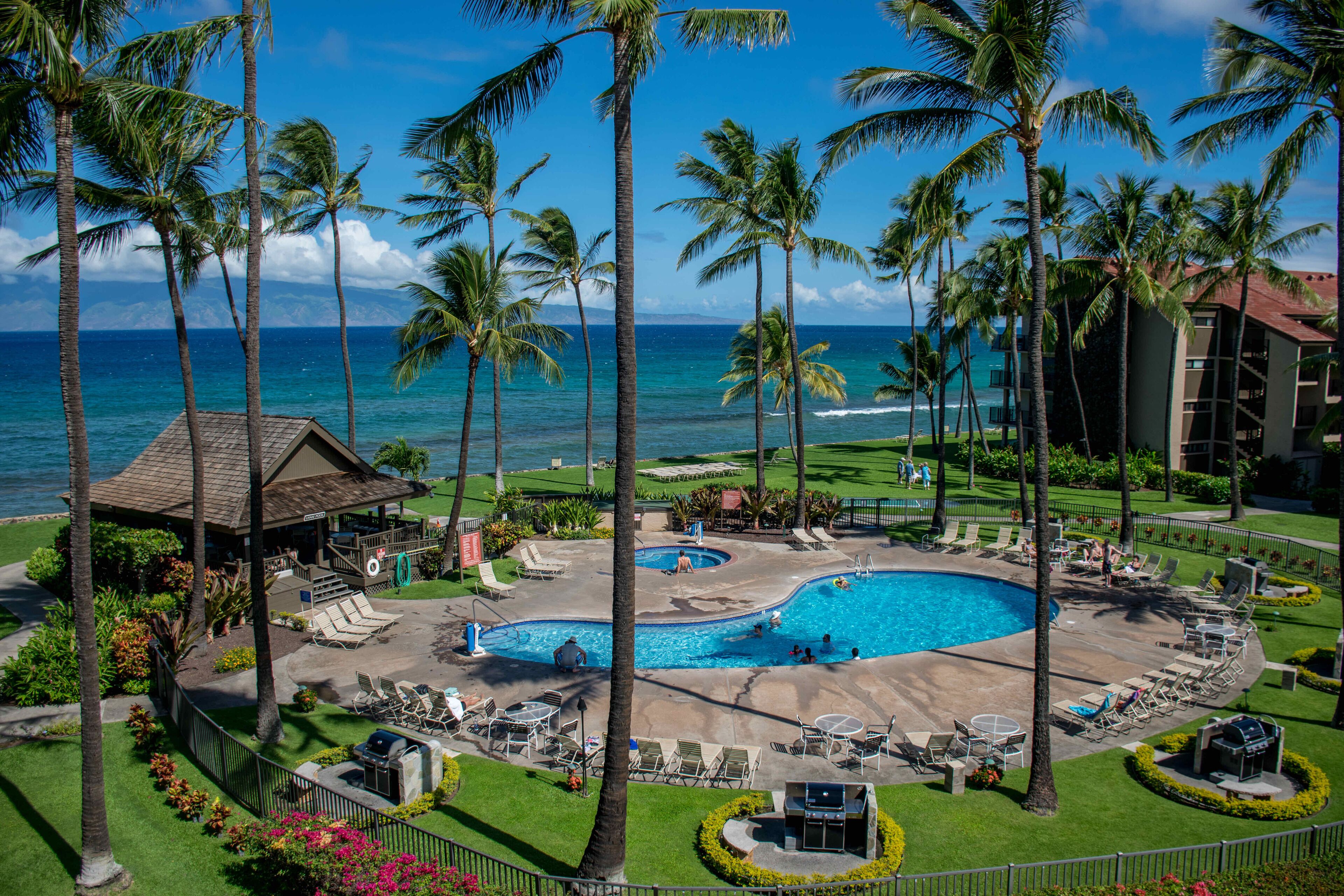 Papakea K404 - Penthouse with Gorgeous Ocean View!