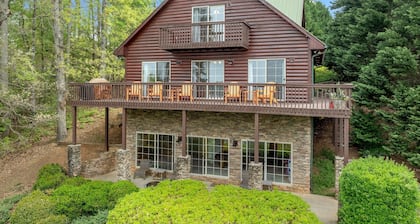 Log Cabin On Lake Keowee-Big Lake Mountain Views