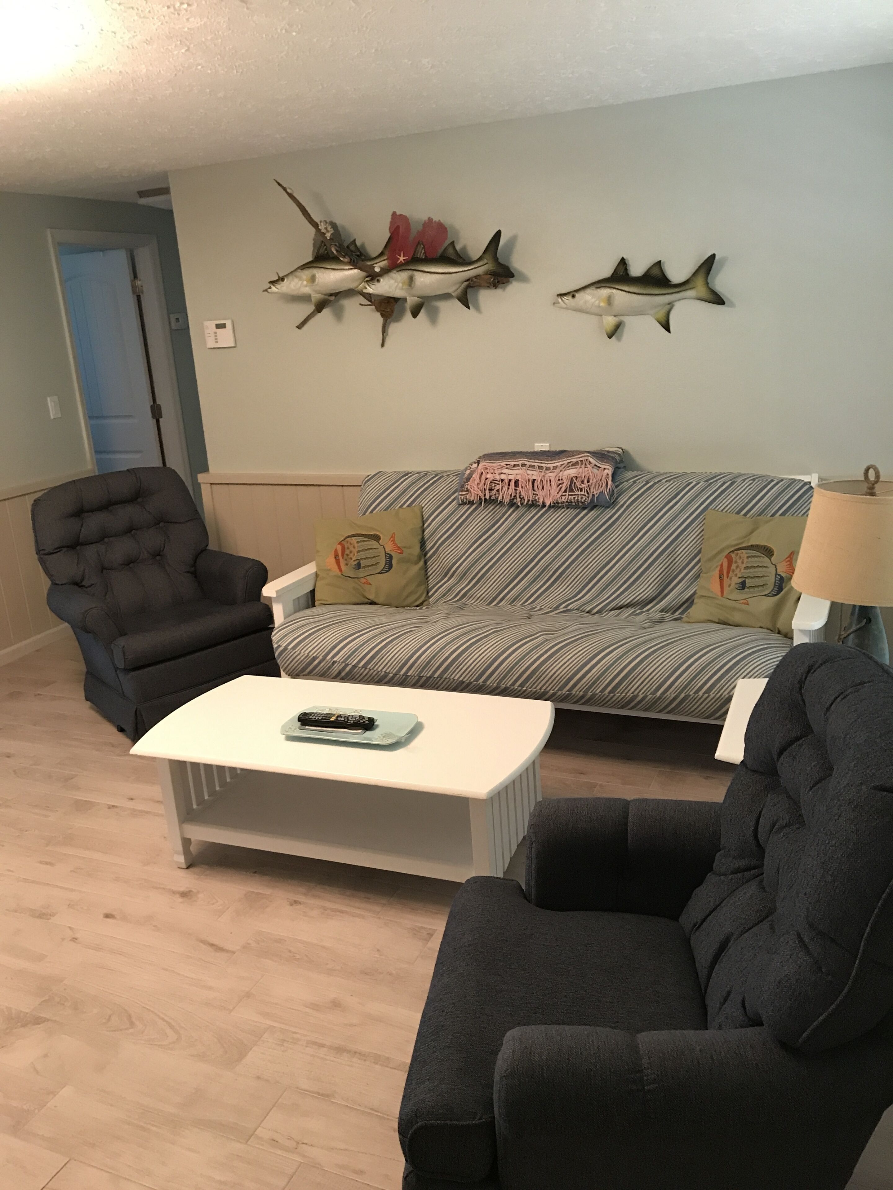 Quaint Waterfront Cottage-75 Ft. Boat dock