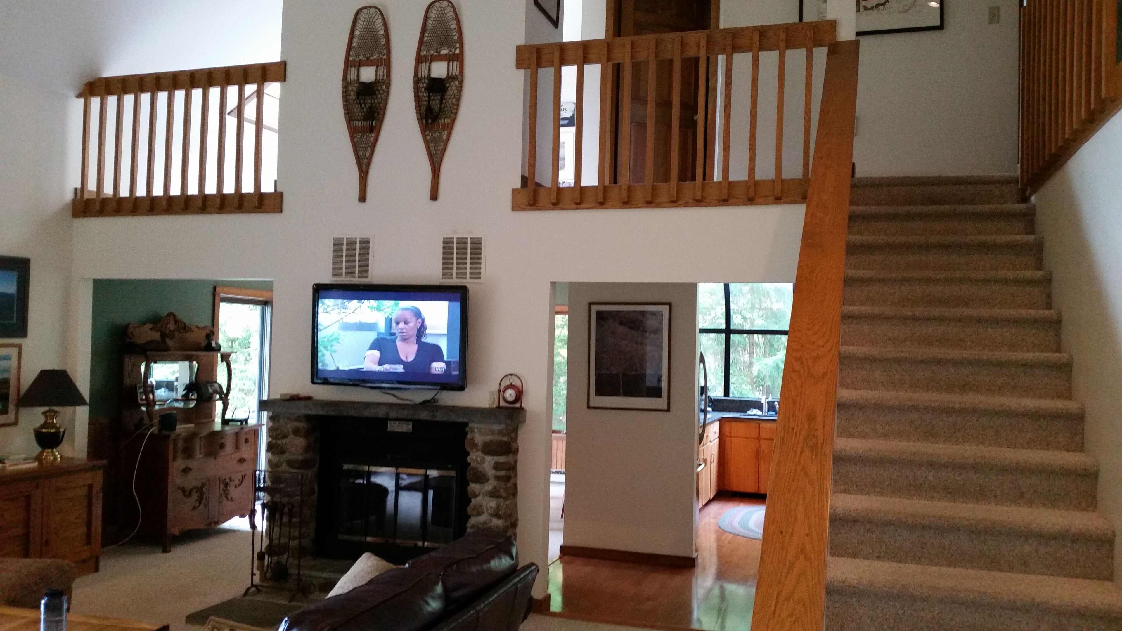 Mirror Lake Waterfront with Mountain and Lake Views, Sleeps 10.
permit # 200031