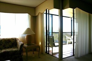 TV, DVD player, table tennis, books