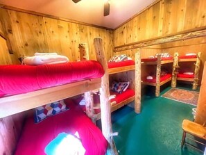 5 chambres, bureau, fer et planche à repasser, Wi-Fi gratuit