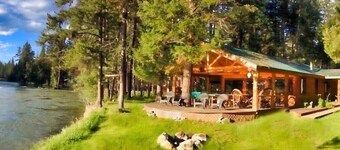 33% OFF - Swan River Retreat