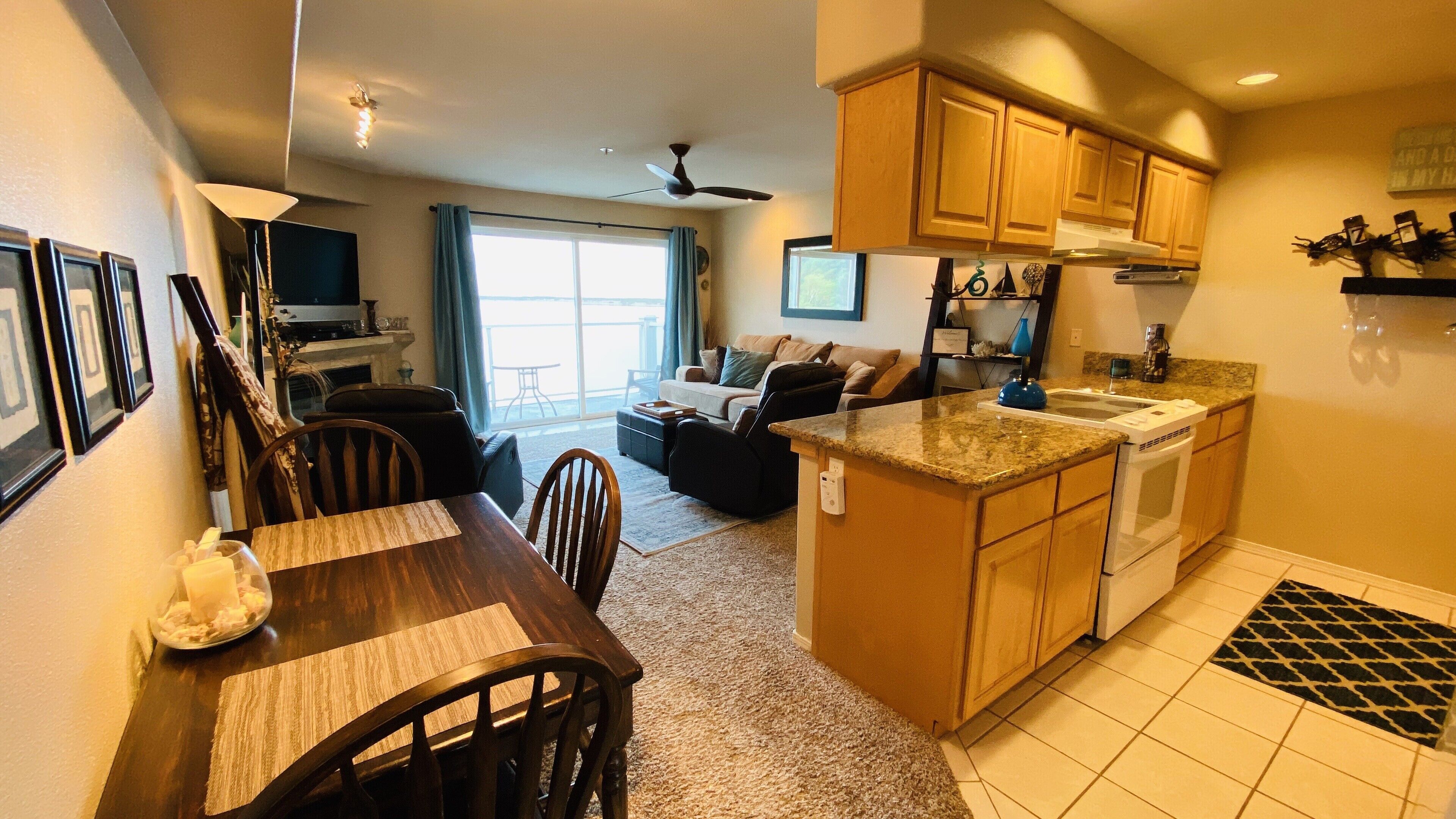 Bayfront Condo on the Beach/Ocean View ! Lincoln City 