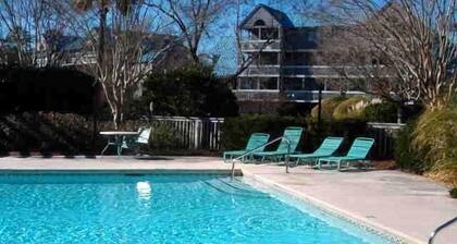 Great Rates! Screen Porch! Pool Just Steps Away!