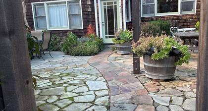 3 bed / 1 bath house in Prime Berkeley Location