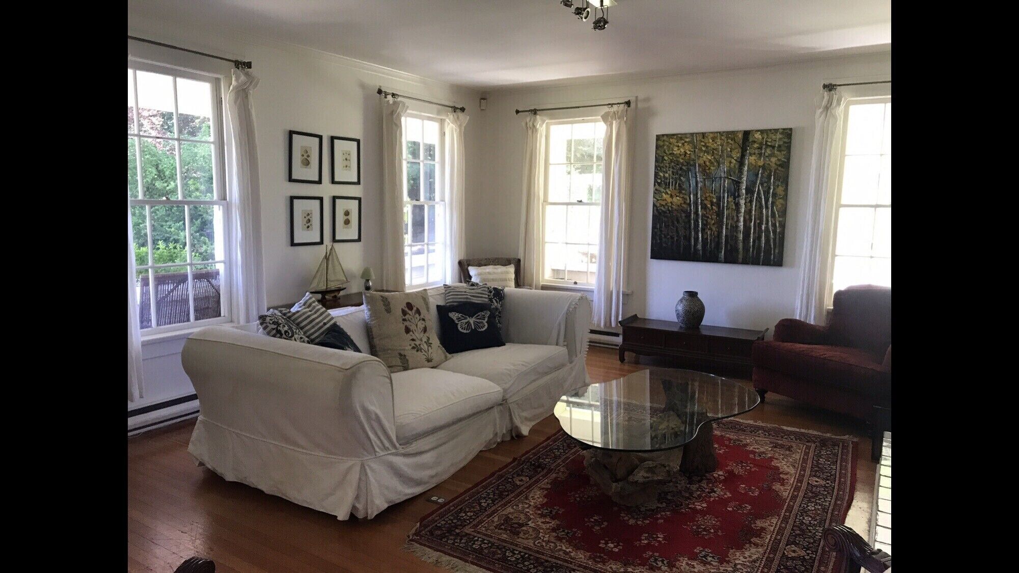 Waterfront Heritage Estate W/5 Bedrooms on Stunning Acreage