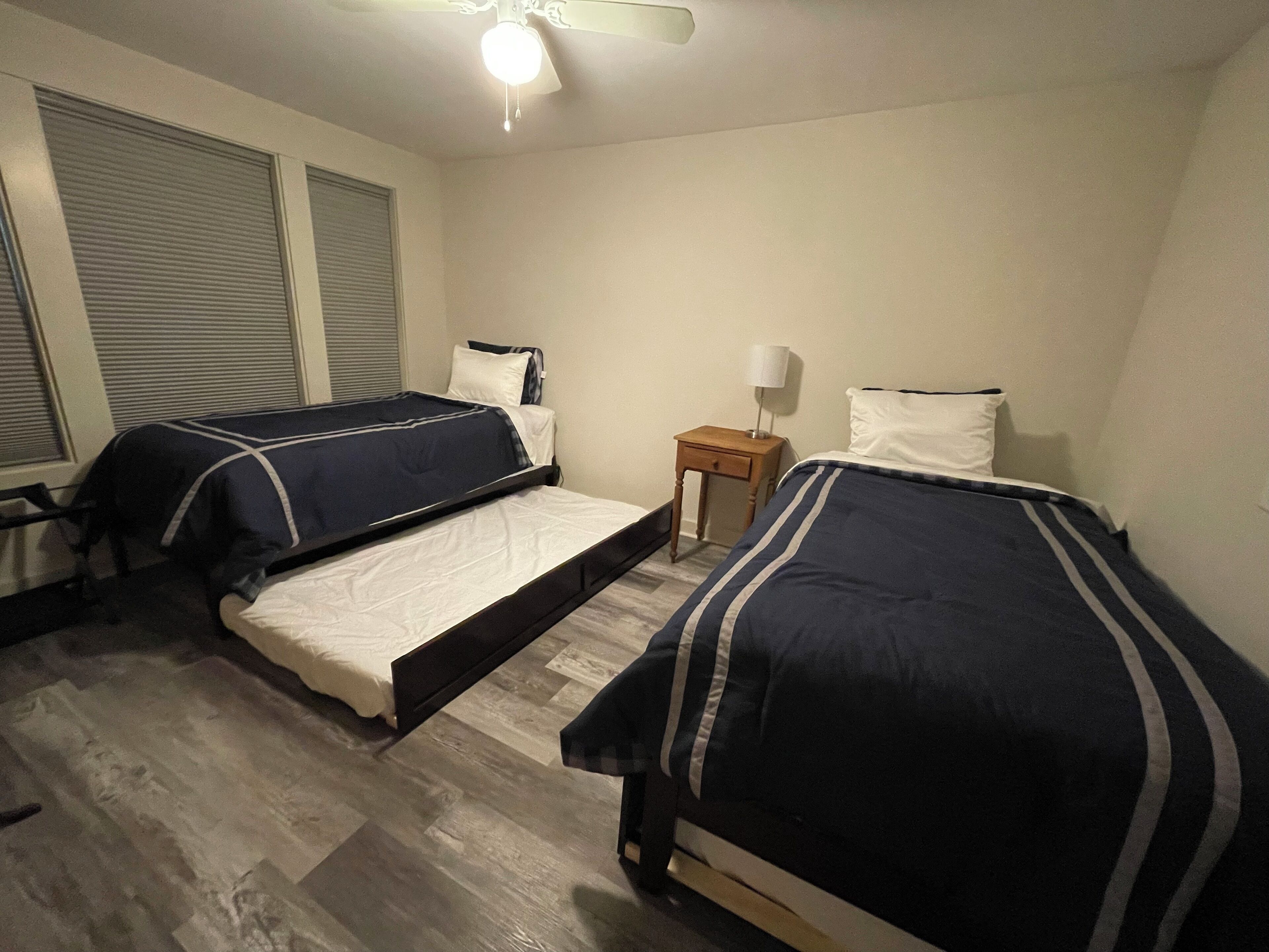 Big Lake-  Newly Remodeled Fishing Camp w/ Private Pier/Fishing Lights