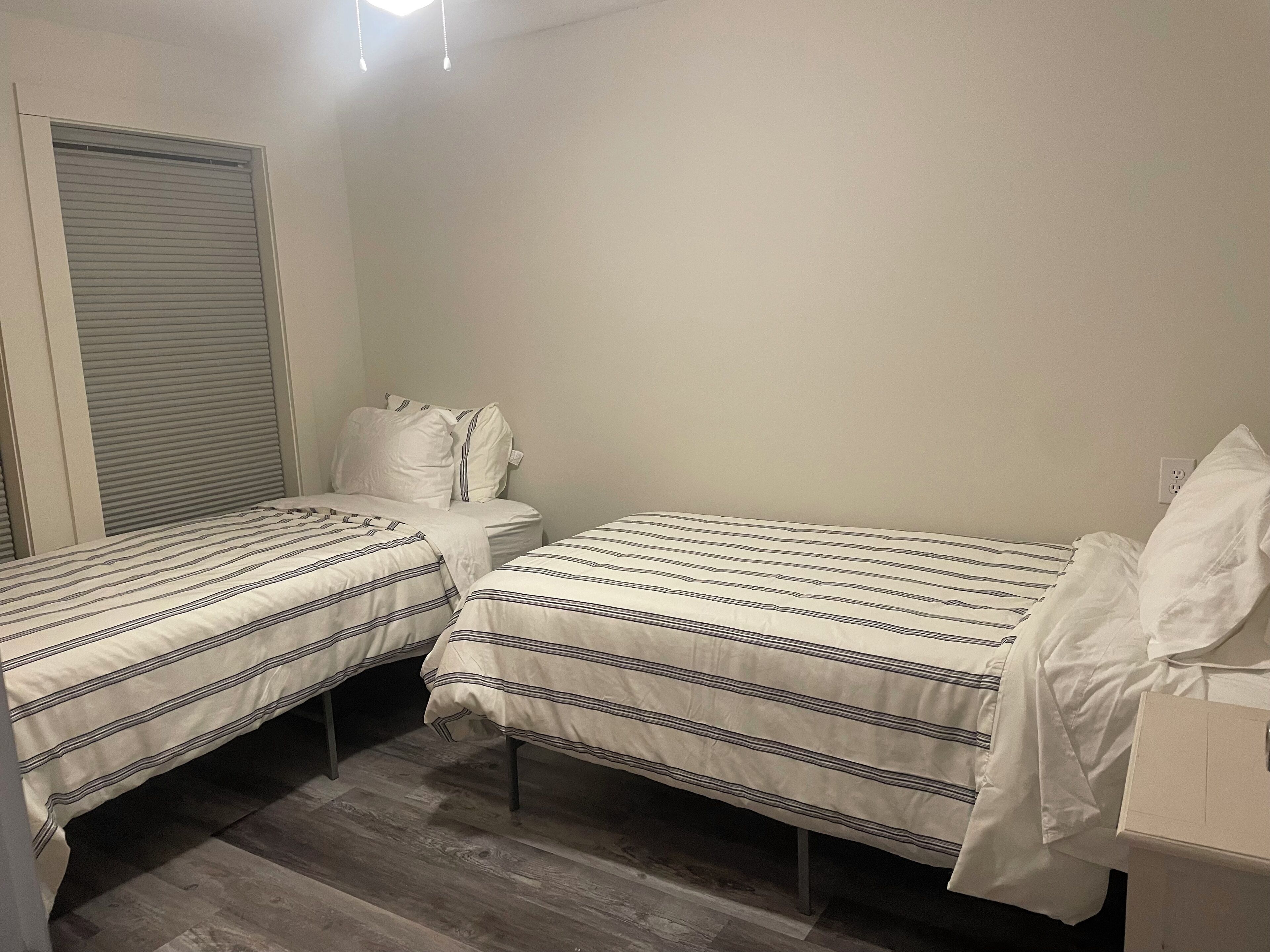 Big Lake-  Newly Remodeled Fishing Camp w/ Private Pier/Fishing Lights