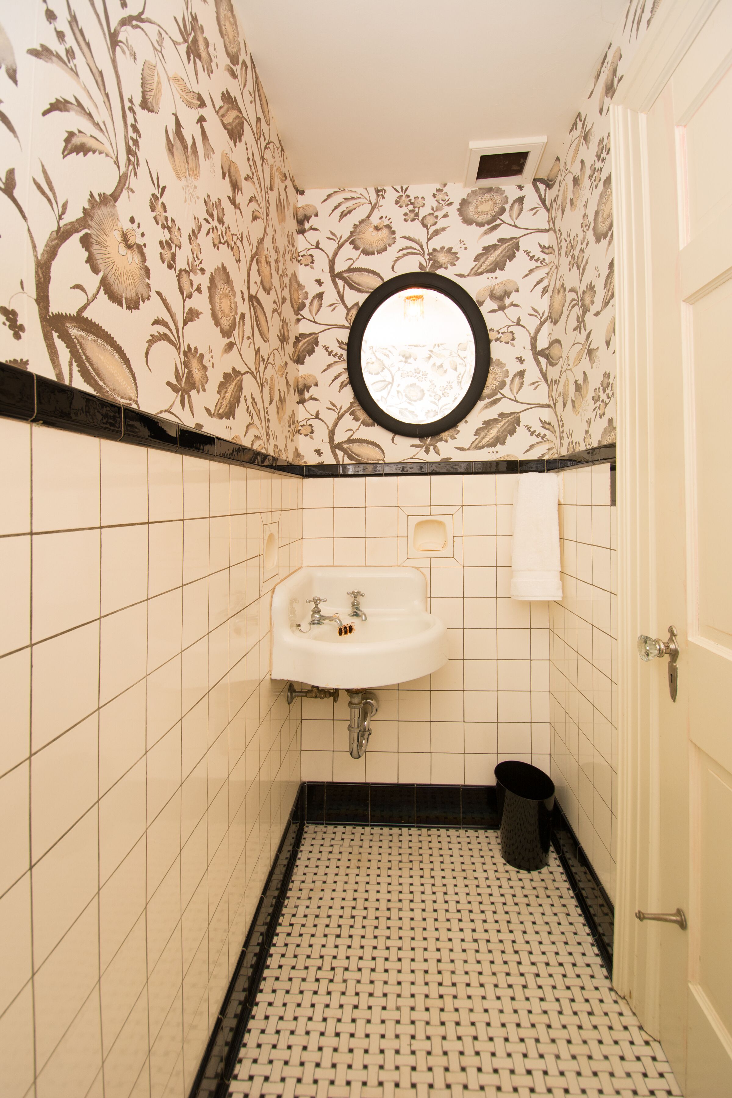 Elegant Updated Mansion in the Heart of Lewisburg