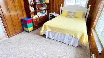 6 dormitorios, escritorio, tabla de planchar con plancha y wifi