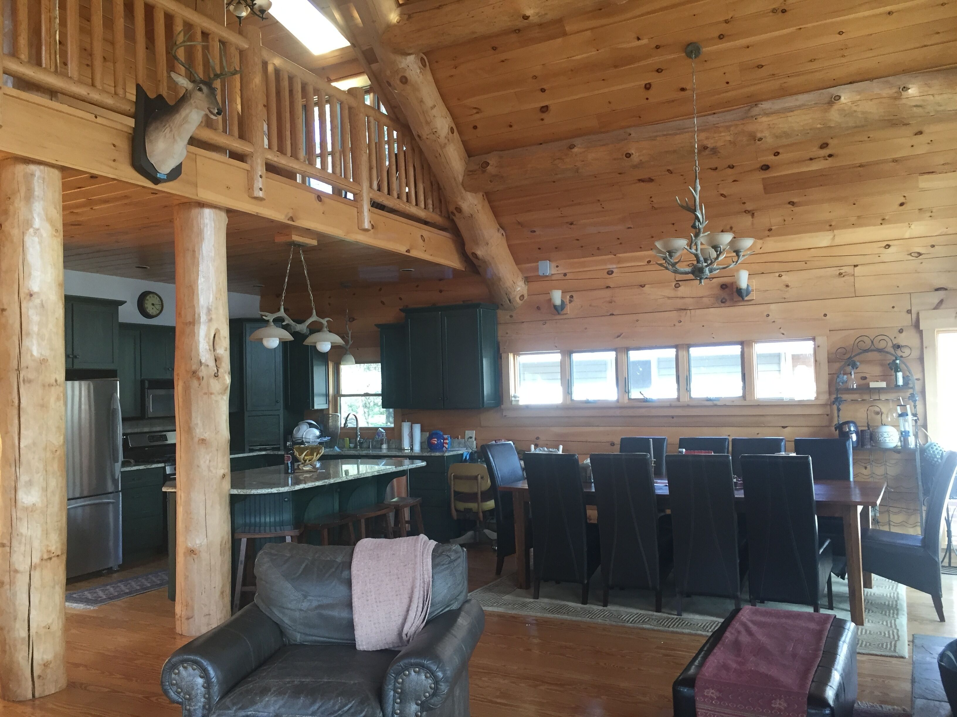 Lake Harmony Water Frnt, Large Cstm Blt Log Cabin,. Sleeps 15, Dock, Game Room