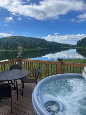 Outdoor dining - Cabin on Columbine Lake/Lake Purgatory Dr Create Family Memories Fishing & Boats (Durango)