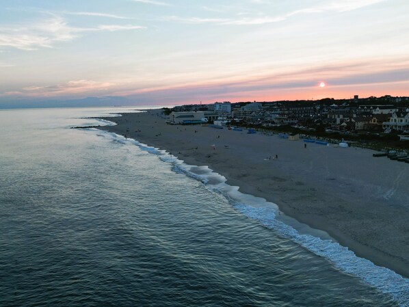 Beach nearby, sun loungers