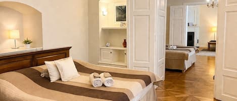 2 bedrooms, in-room safe, iron/ironing board, travel crib