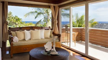 Reproductor de DVD, libros y estéreo