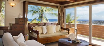 Luxuriously Appointed Bali Temple Has 160 Degree Ocean Views!