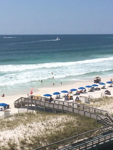 Espectacular vista al golfo recientemente renovada !!!