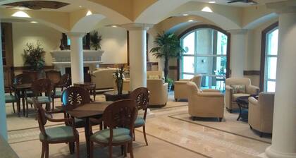 ** BAISSE DE PRIX ** Promotions mensuelles ** Penthouse Waterfront