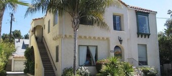 Mariposa- One Bedroom Flat; sweet getaway by the Beach!  newly renovated beauty