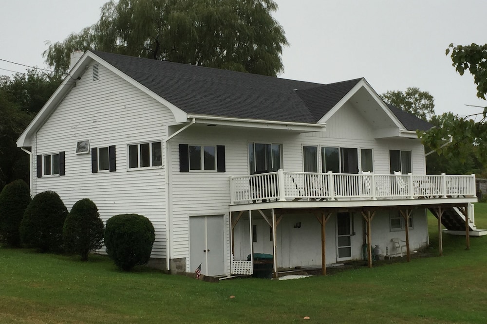 Heron Cove on Hodgdon Island, Boothbay, Maine