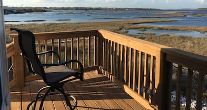 Kayaker and Bird Watchers Dream: Freshly Renovated with Breathtaking Views