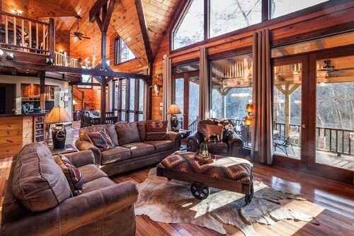 River's Bend Lodge by Mountain Oasis | Riverfront Cabin in Coosawattee River Resort