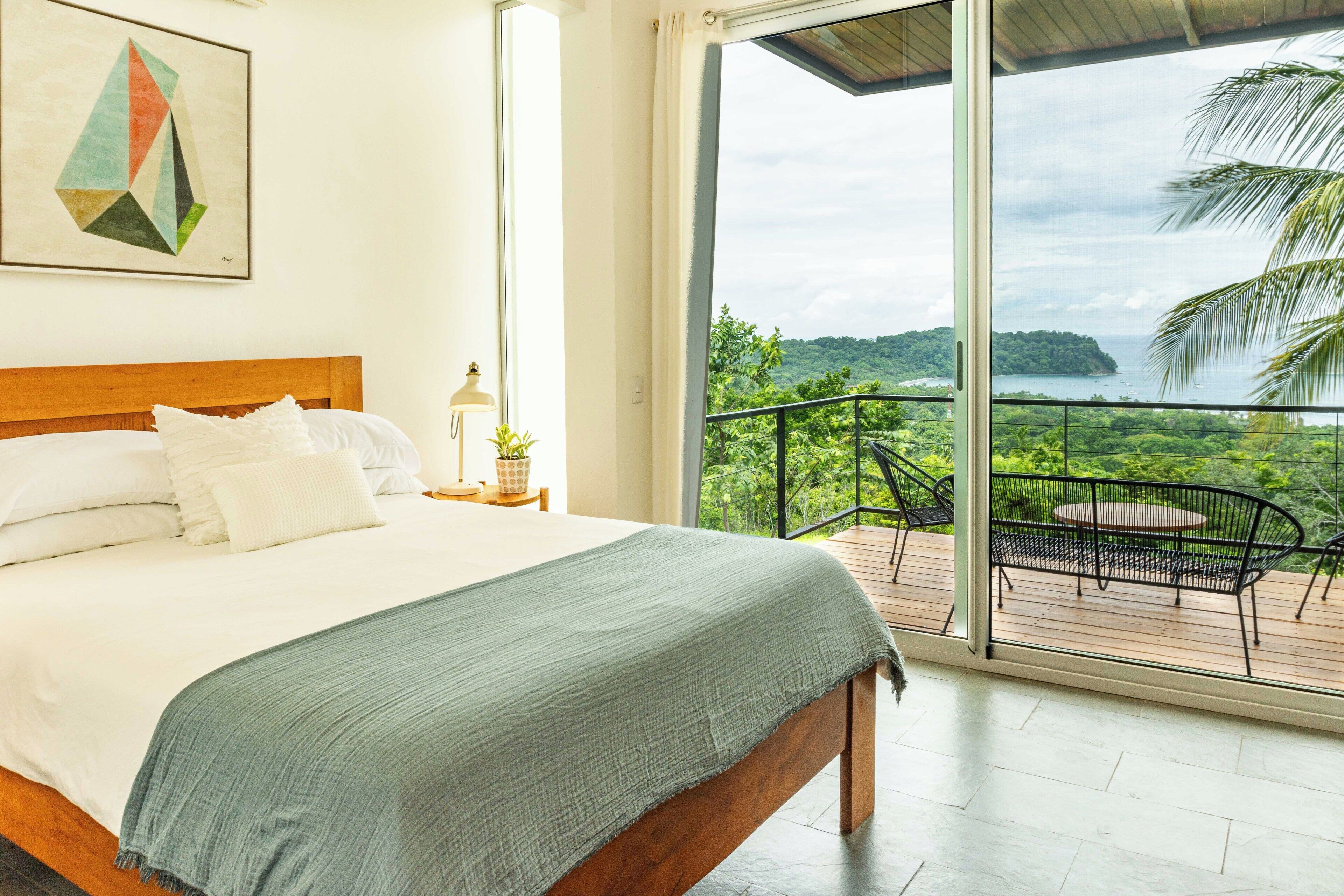 2 chambres, coffres-forts dans les chambres, bureau, Wi-Fi gratuit