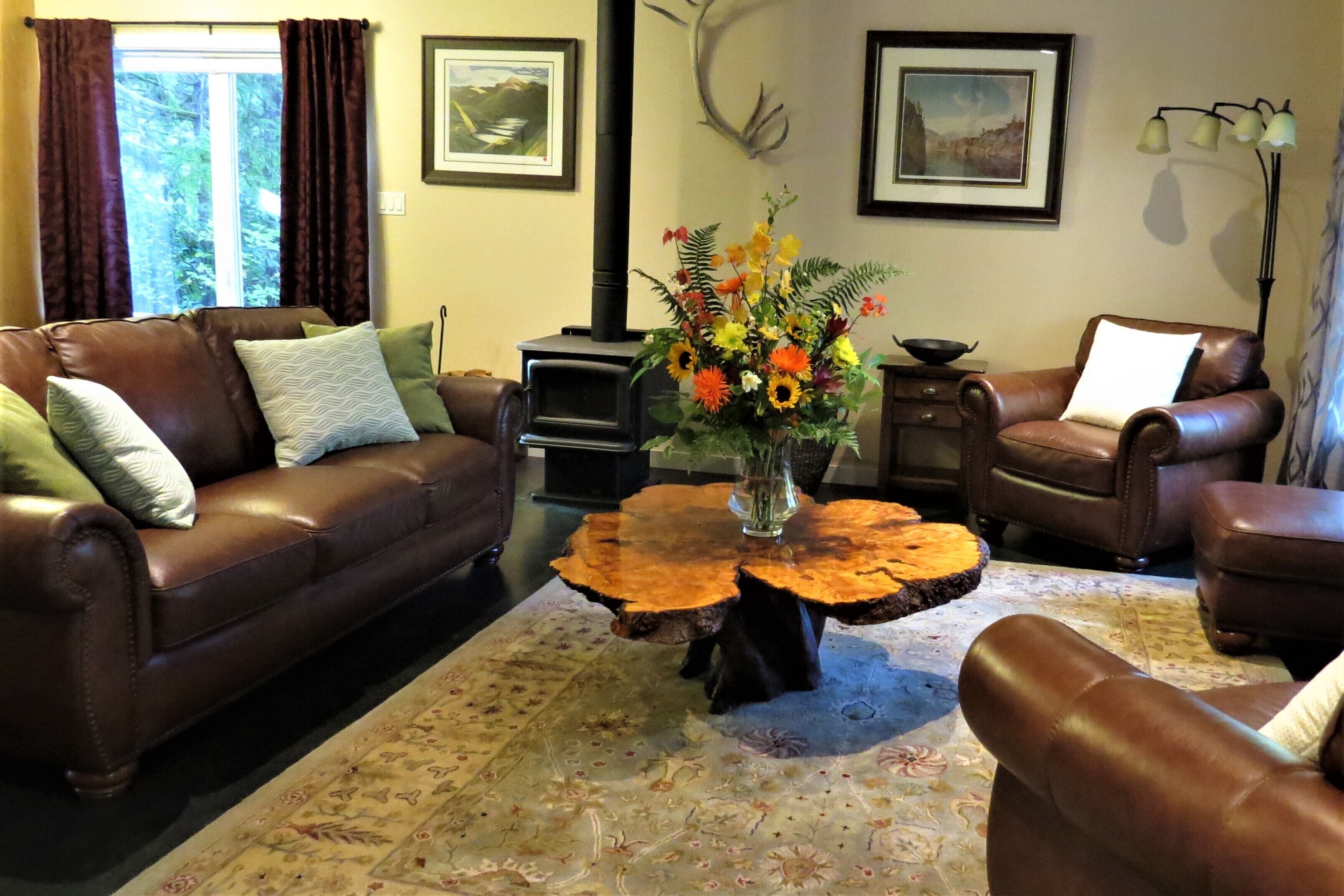 Newly Available!   Luxury Vacation House, Steps to the Ocean