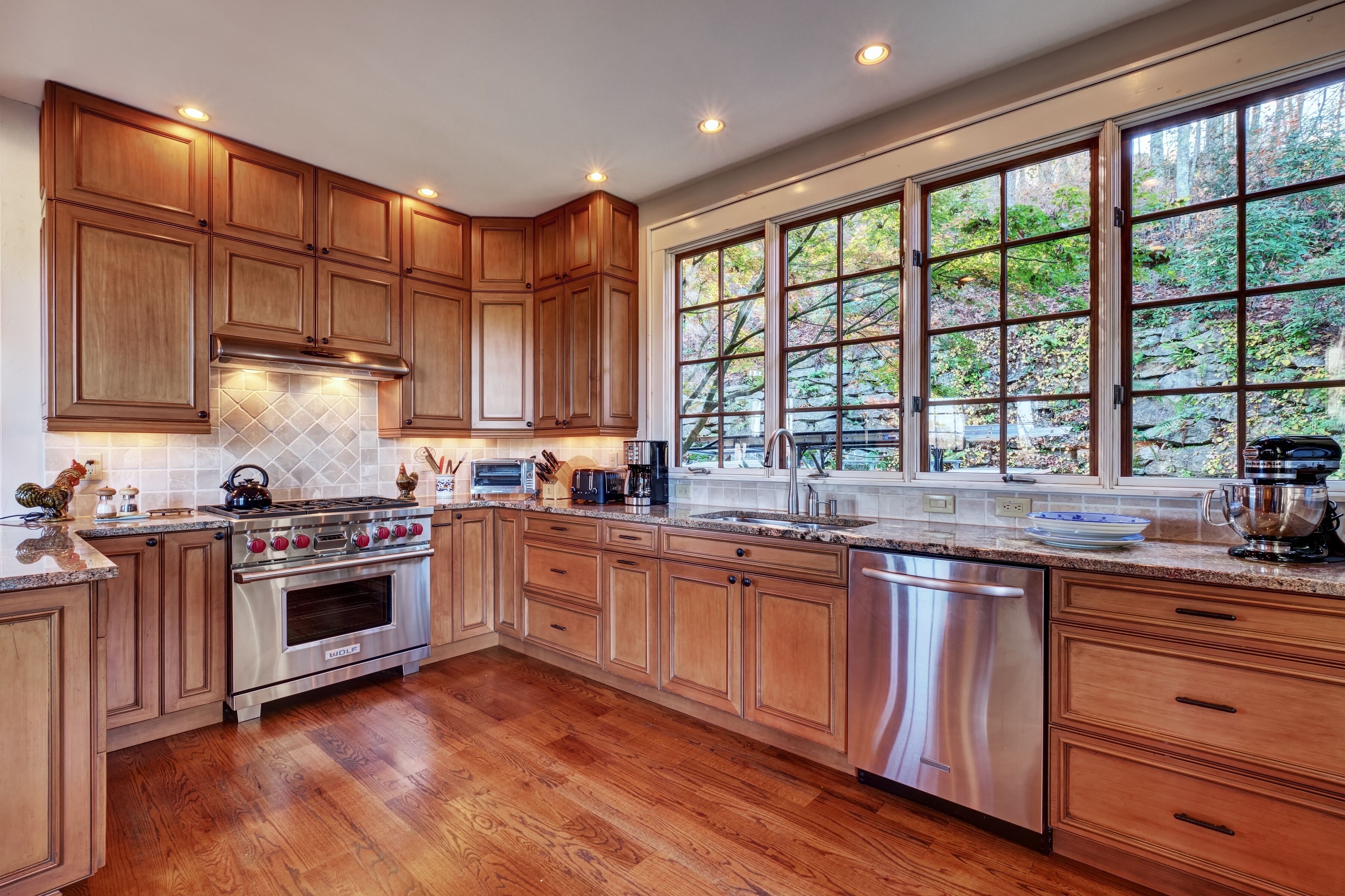 Luxury Home with Mountain View’s in Old Edwards Golf Club