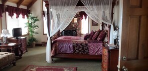 6 bedrooms, WiFi, bed sheets