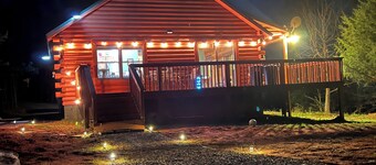 Log Cabin On 5 Private Acres, Gated Community With River Access