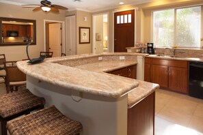 Fridge, microwave, oven, stovetop - Mauna Lani Golf Villa! Private Beach Access!  
Ground Level 2/2 Special Rates! (Kamuela)