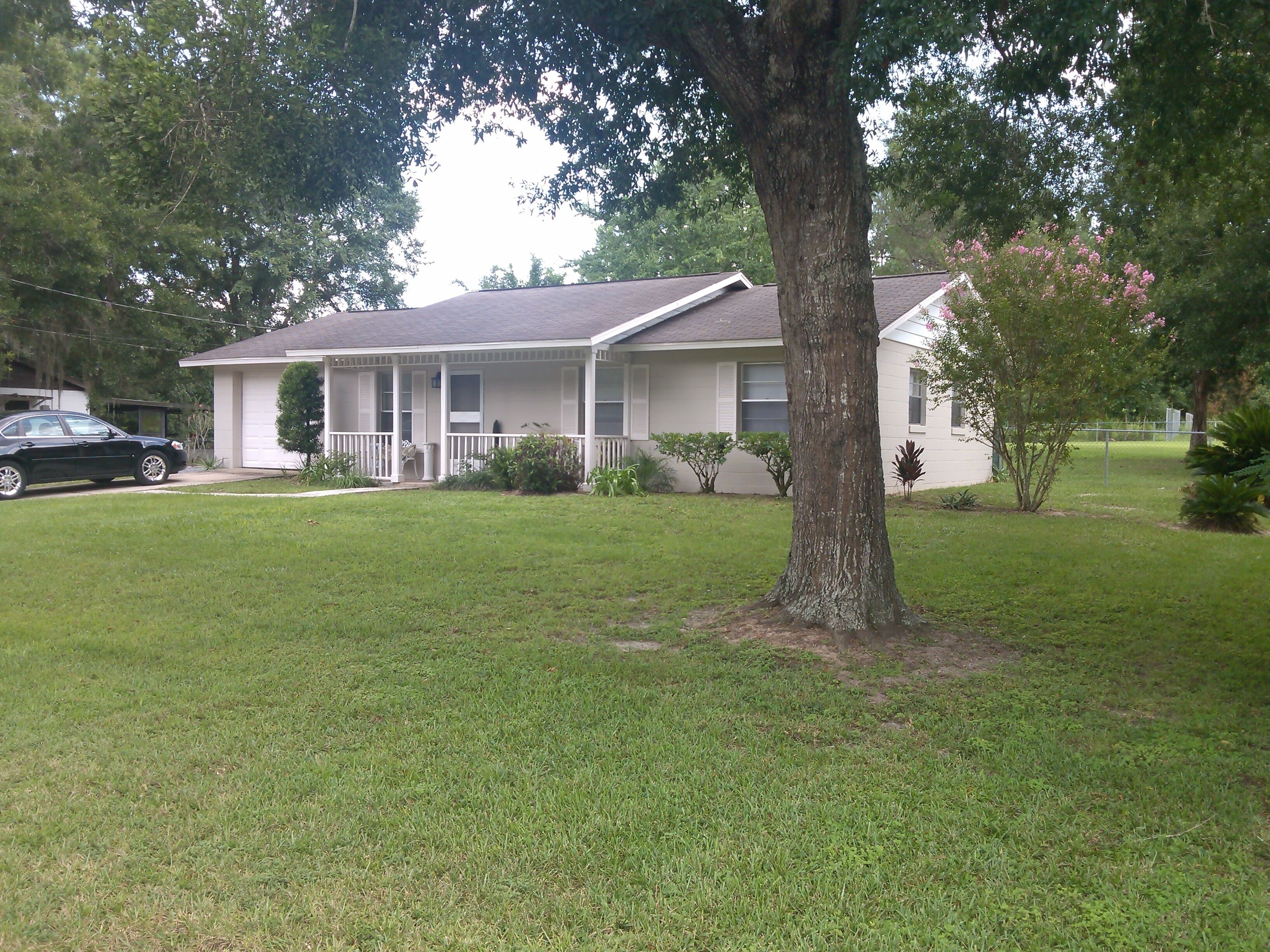 Enjoy Private / Family Friendly centrally located accommodation in Ocala