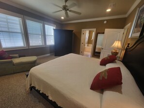 4 bedrooms, iron/ironing board, travel cot, free WiFi