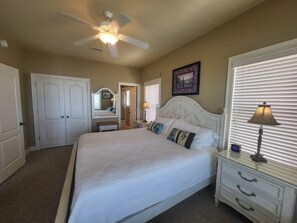 4 bedrooms, iron/ironing board, travel crib, free WiFi