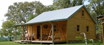 レッドリバー渓谷の近くにホットタブ付きの平和なカントリーキャビン