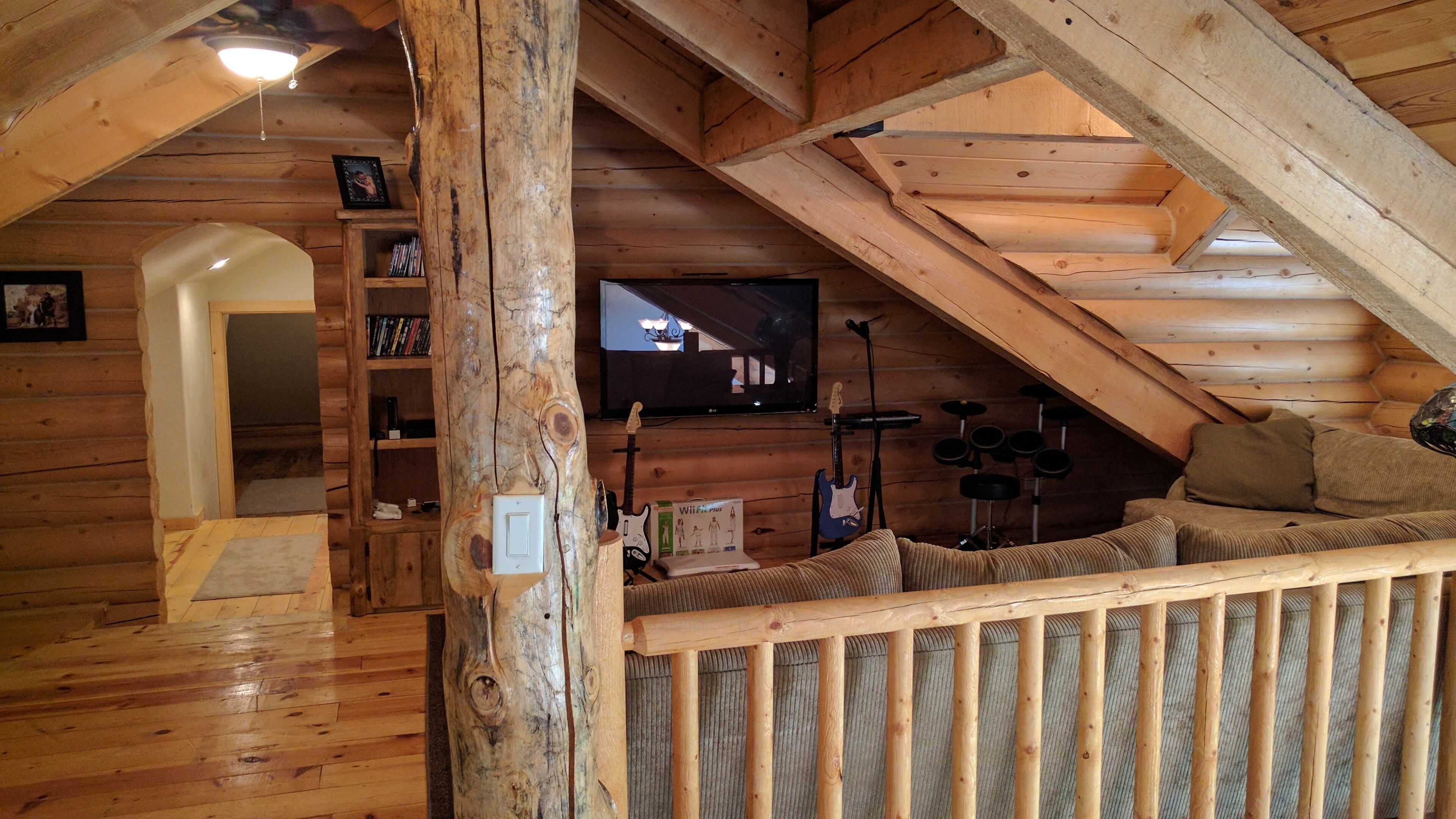 Luxury Log Home Retreat near Zion National Park