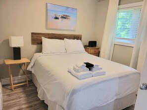 6 bedrooms, free WiFi, bed sheets