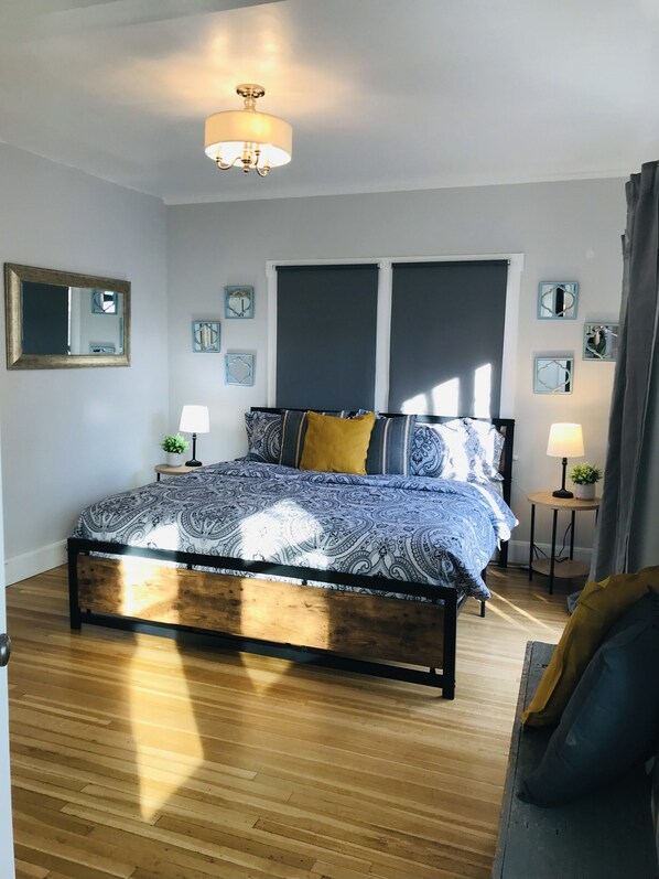 5 habitaciones, tabla de planchar con plancha, cuna de viaje y wifi 