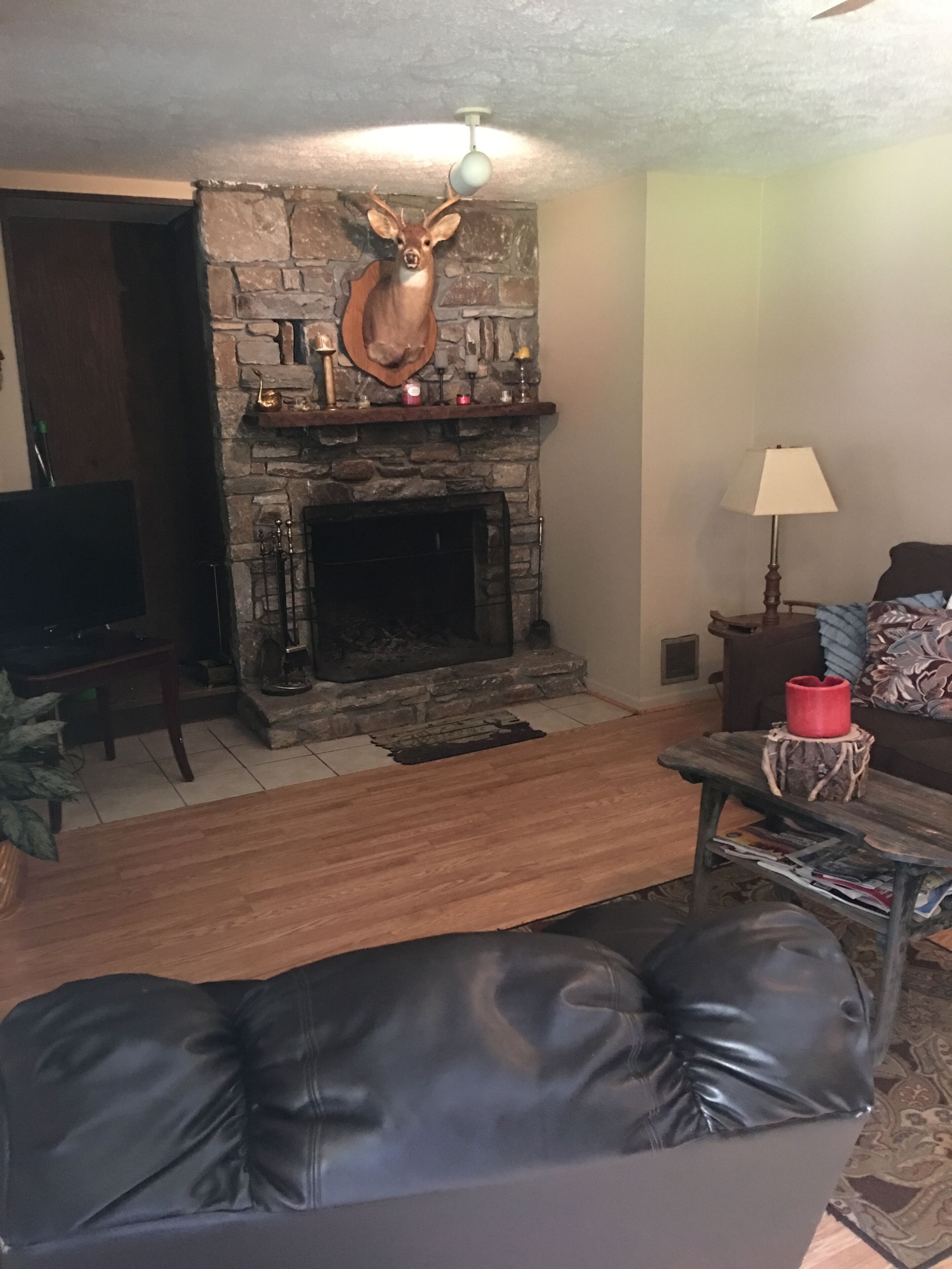 1BR Garden View 1  Bottom floor of Chalet - Hot tub- Grill