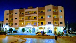 Front of property - Residence Gogo Sara (Dakar)