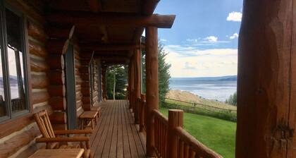 The Best & Coziest Cabin for Big Families/Groups in West Yellowstone!