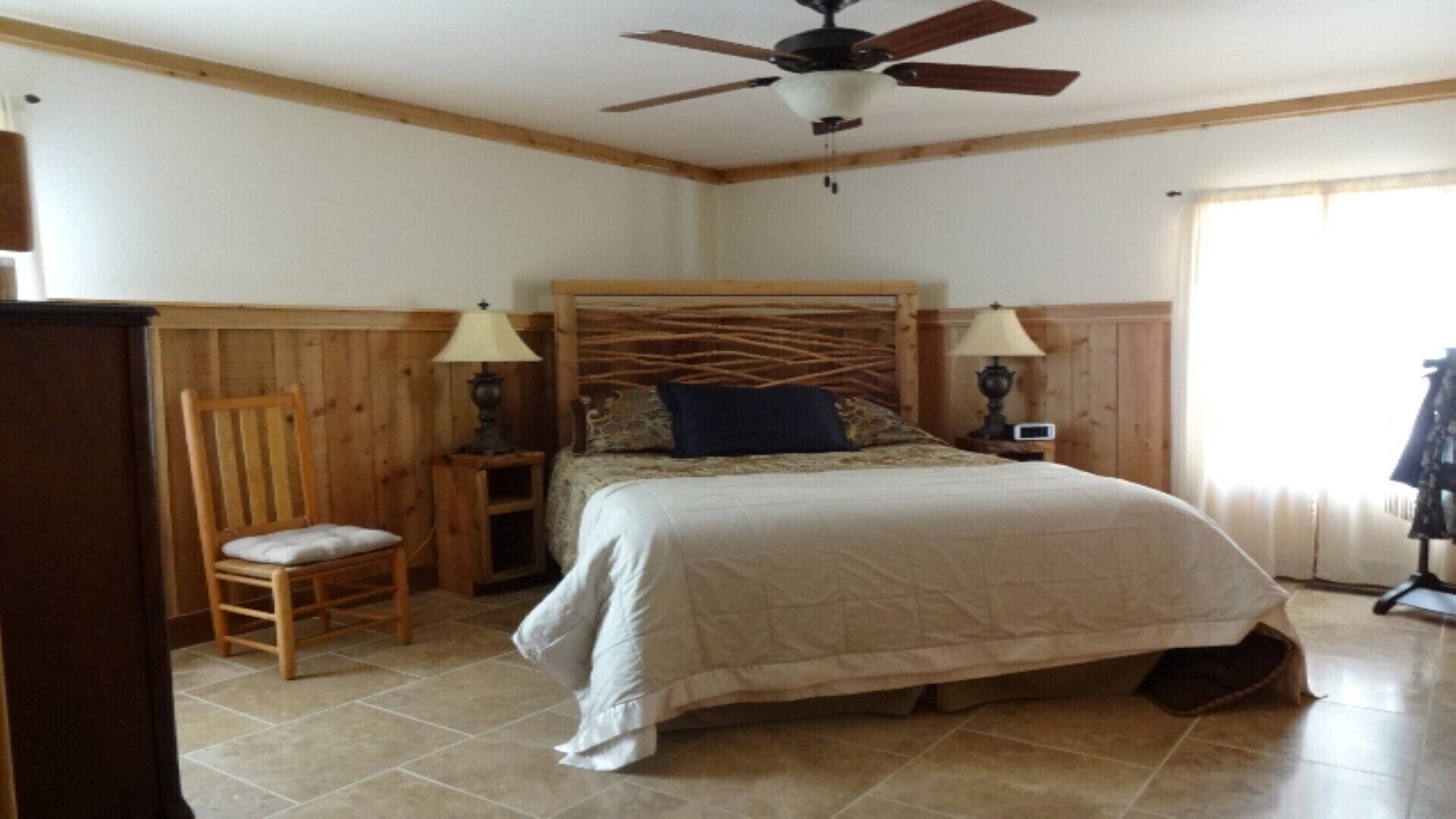 40+ Mile Mountain Sunset View near Murphy RiverWalk, Casino, Folk School, Pet OK