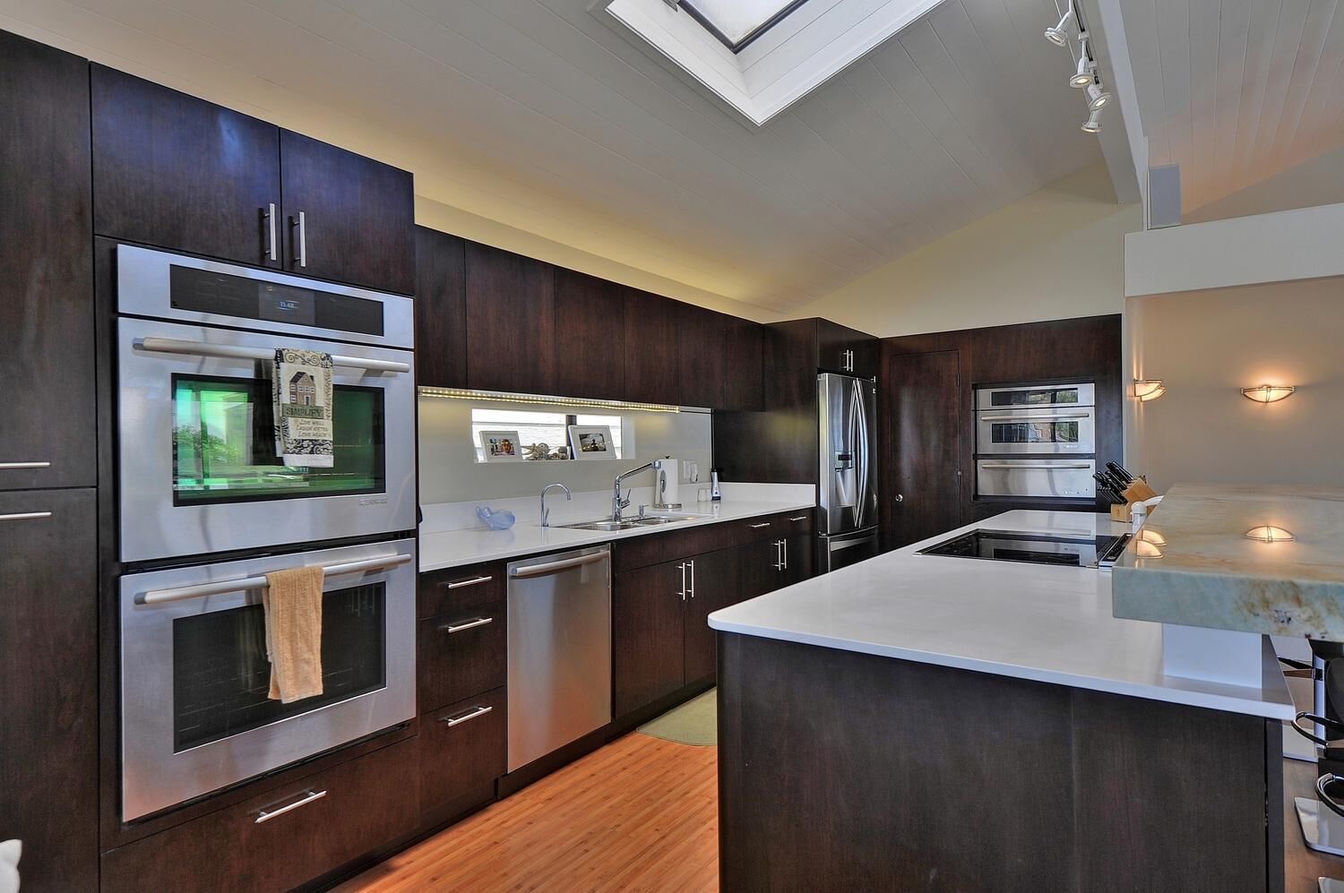 Castle Beach Retreat - Relax at the Best Beach in Santa Cruz!